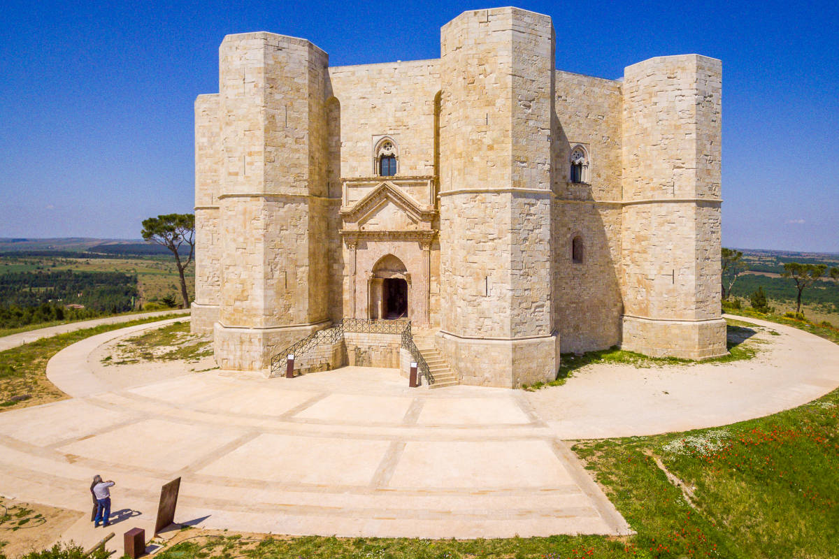 Apertura straordinaria di Castel del Monte