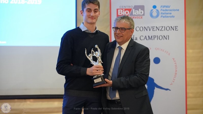 Alla Festa della Pallavolo salentina premiata la SBV Olimpia Galatina Alla Festa della Pallavolo salentina premiata la SBV Olimpia Galatina