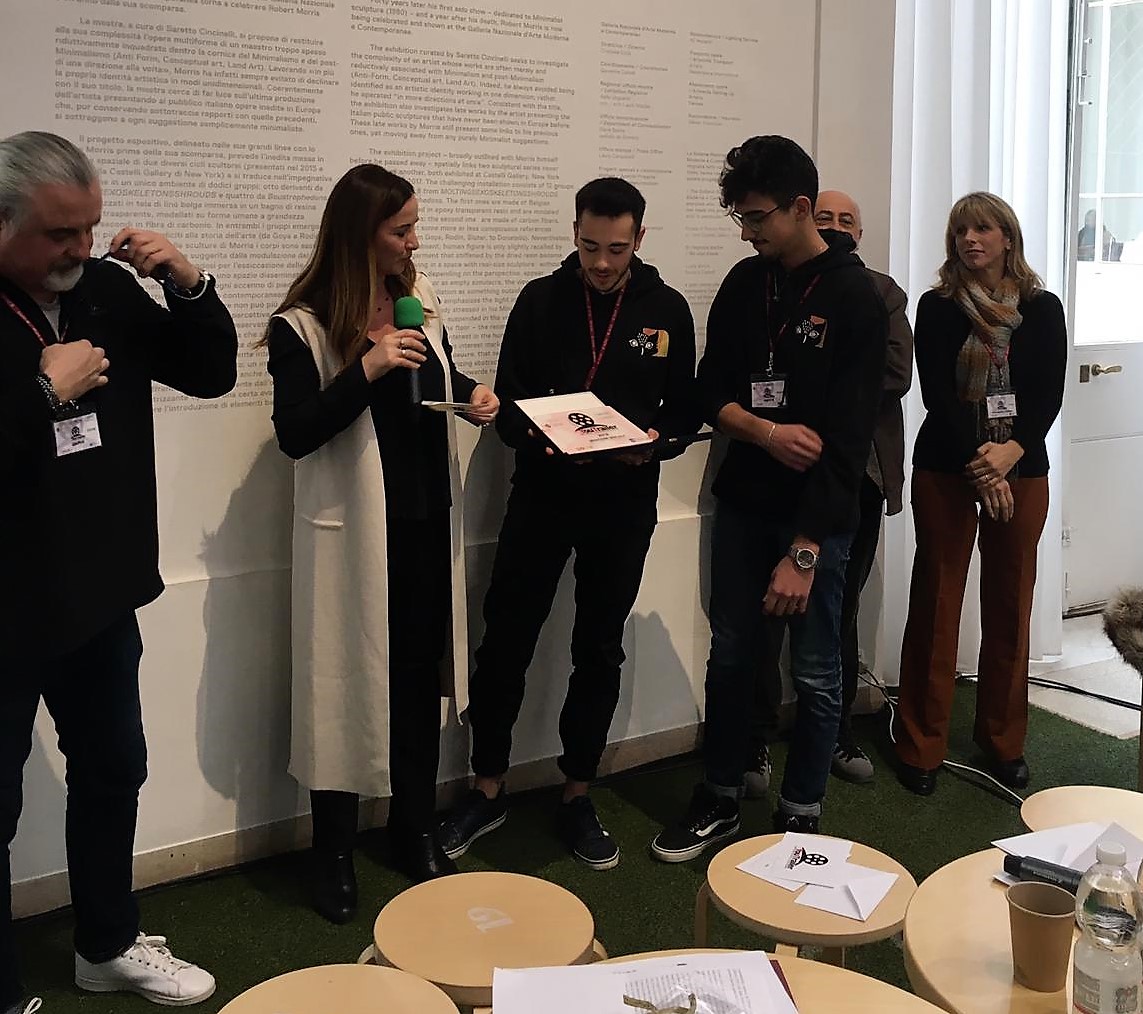 &quot;I Vitelloni&quot; raccontato dall'IISS Laporta-Falcone e Borsellino premiato a Roma