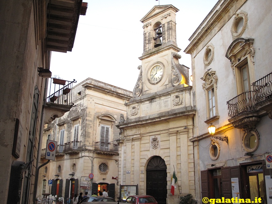 Arrivano 175000 euro per il restauro della Torre dell'Orologio di Galatina Arrivano 175000 euro per il restauro della Torre dell'Orologio di Galatina