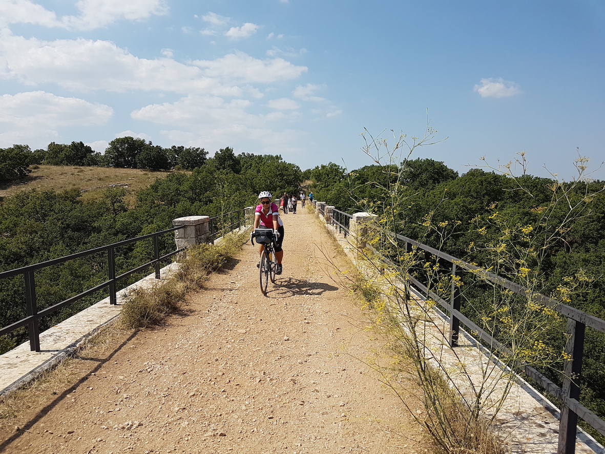 Il Coordinamento dal Basso per la Ciclovia dell’Acquedotto Pugliese propone serie modifiche al progetto