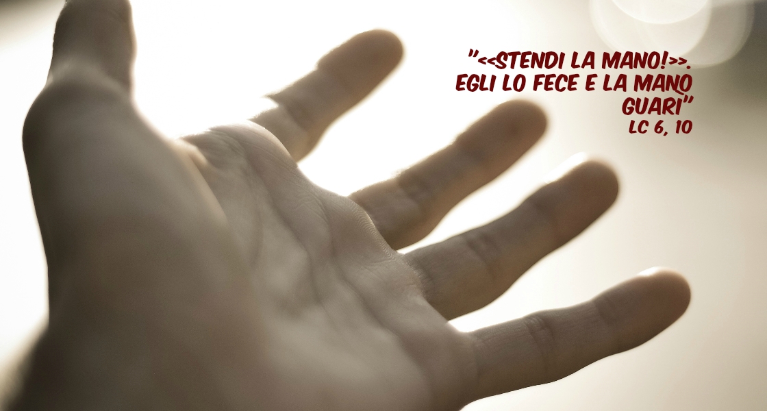 «Stendi la mano!» «Stendi la mano!»