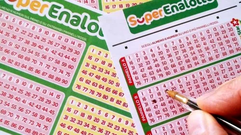 A Grottaglie vinti al SuperEnalotto e non riscossi 90000 euro. Il termine per incassarli scadrà il 5 febbraio A Grottaglie vinti al SuperEnalotto e non riscossi 90000 euro. Il termine per incassarli scadrà il 5 febbraio