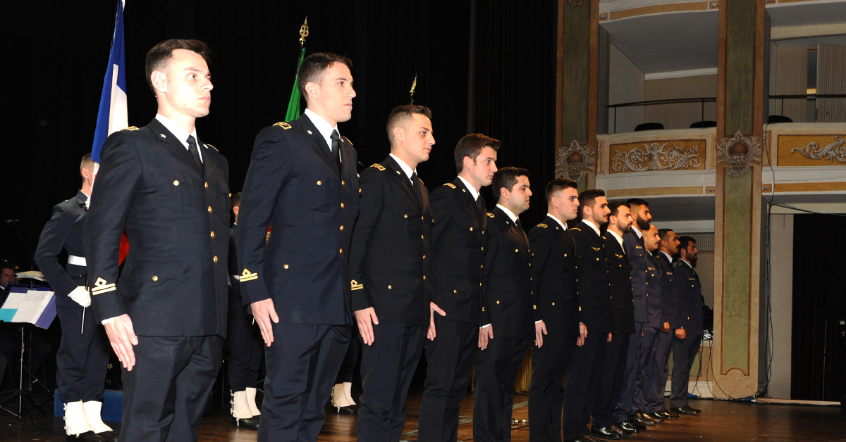 “Con te partirò”  “Nel blu dipinto di blu”, 12 nuove aquile cresciute nel 61° Stormo di Galatina