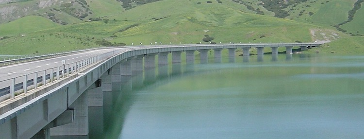 Dimezzate le riserve idriche pugliesi