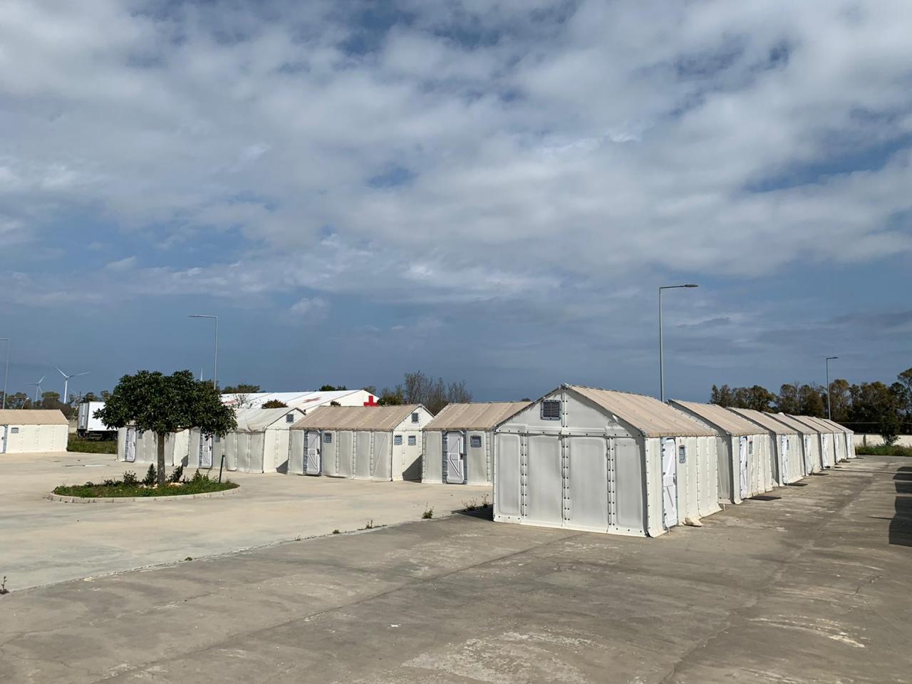Allestite a Masseria Ghermi casette prefabbricate per i senzatetto di Lecce Allestite a Masseria Ghermi casette prefabbricate per i senzatetto di Lecce