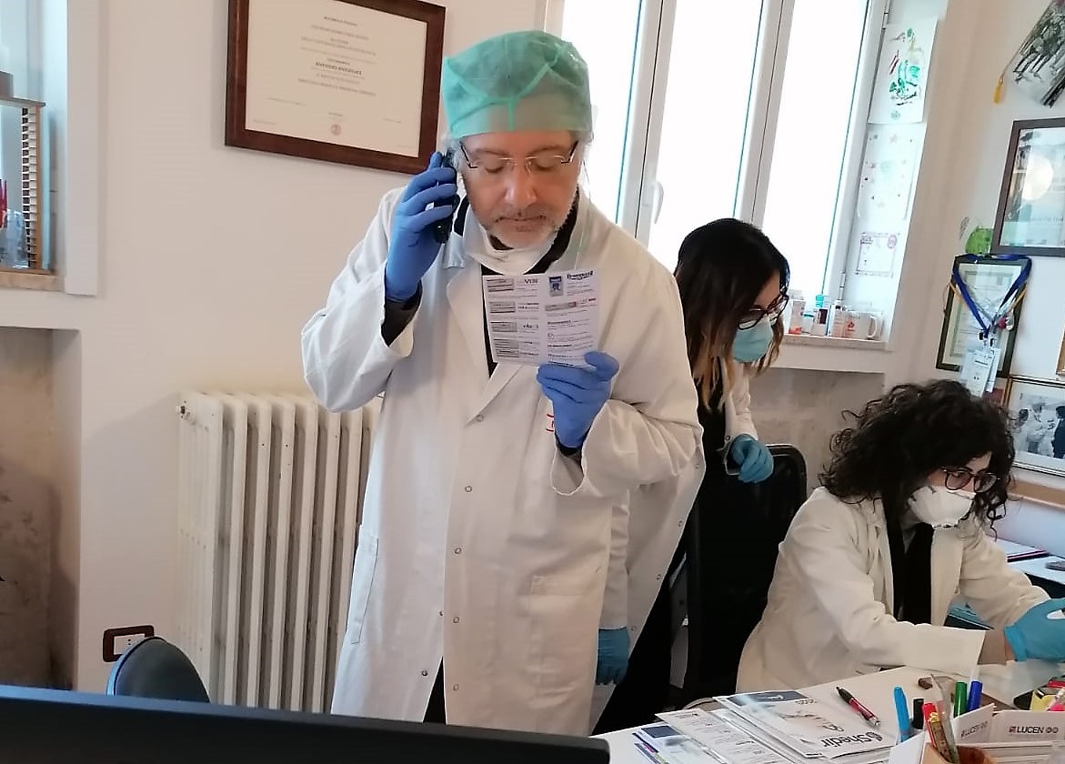 &quot;Ho curato a casa sua un mio paziente contagiato da Covid-19&quot;