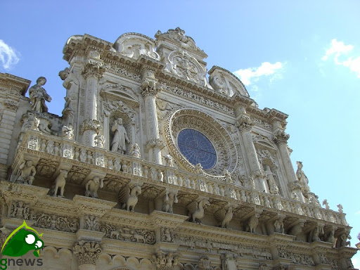 Una nuova illuminazione per la Basilica di Santa Croce Una nuova illuminazione per la Basilica di Santa Croce