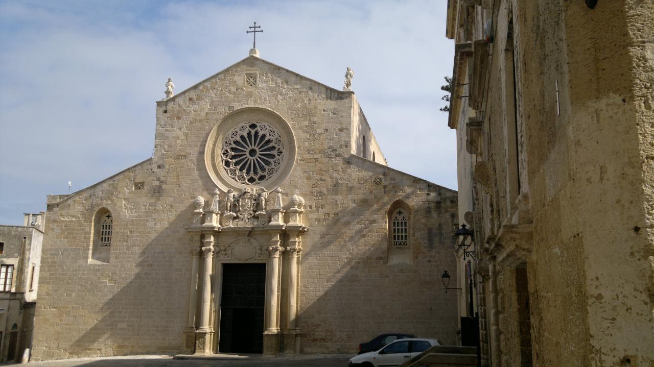 L'Arcivescovo di Otranto detta le nuove norme per i funerali L'Arcivescovo di Otranto detta le nuove norme per i funerali