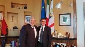 "La Puglia non consentirà aperture in contrasto con le disposizioni nazionali in materia di sicurezza sui luoghi di lavoro” "La Puglia non consentirà aperture in contrasto con le disposizioni nazionali in materia di sicurezza sui luoghi di lavoro”