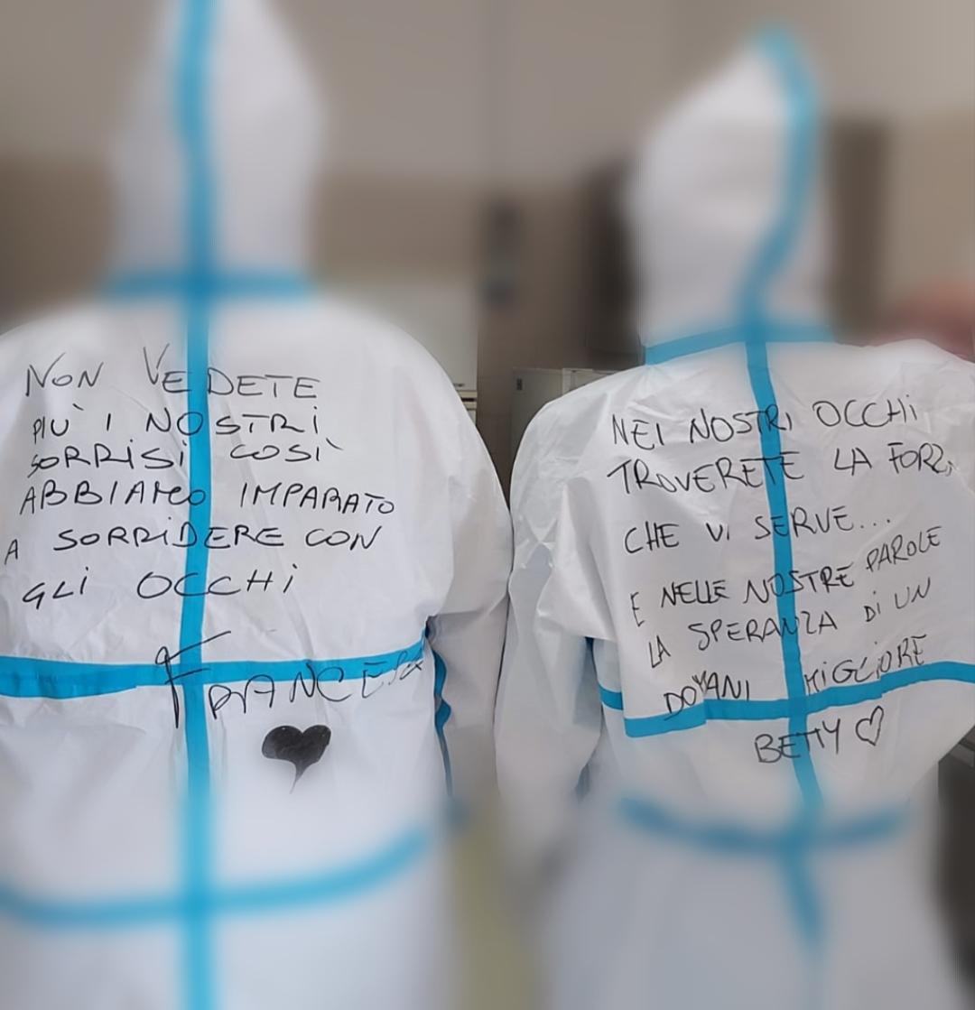 Dalla corsia al letto, storia di un’infermiera e della sua lotta contro il covid-19 Dalla corsia al letto, storia di un’infermiera e della sua lotta contro il covid-19