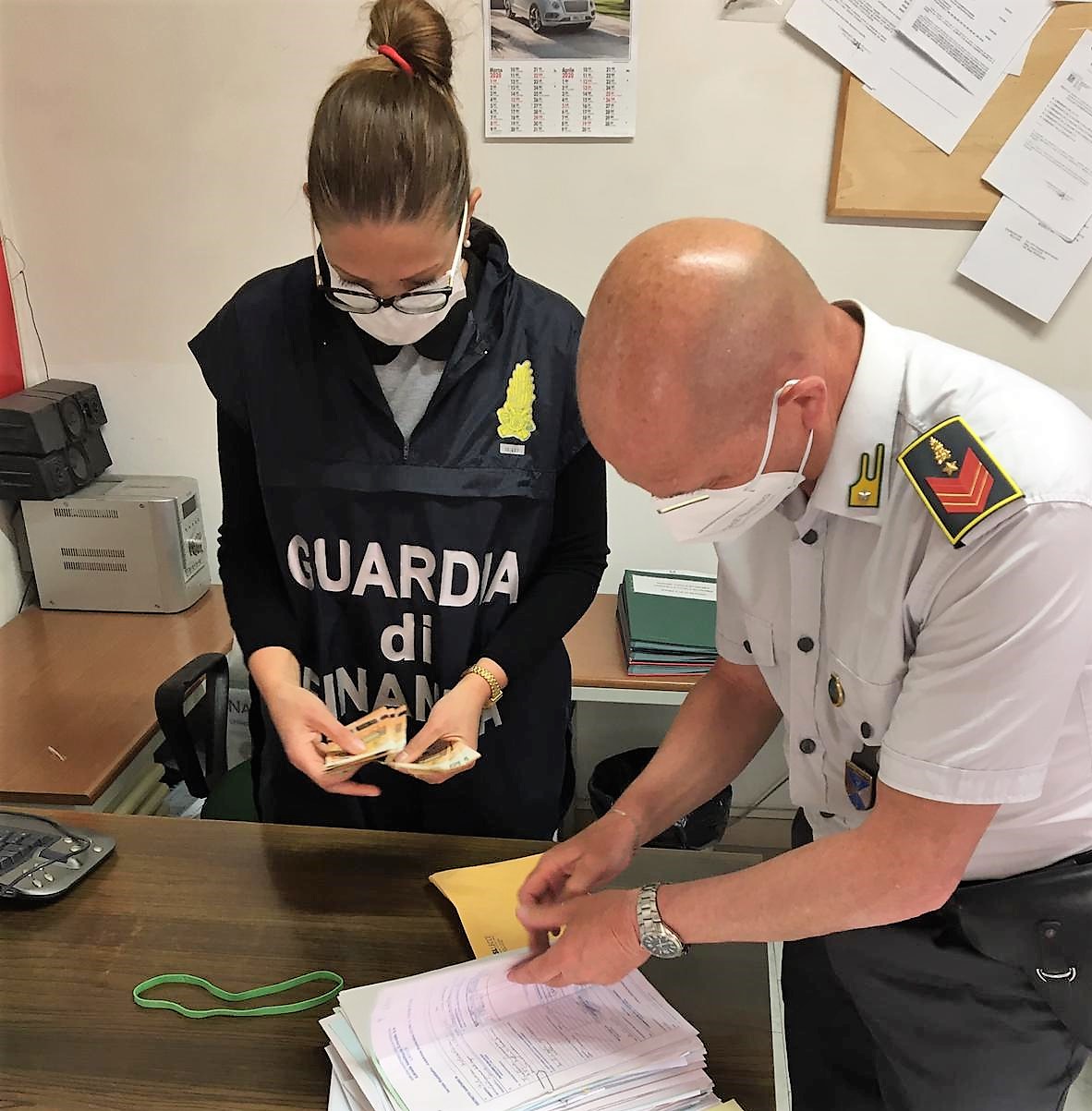 Arrestati un funzionario Asl Lecce ed un imprenditore con l'accusa di corruzione