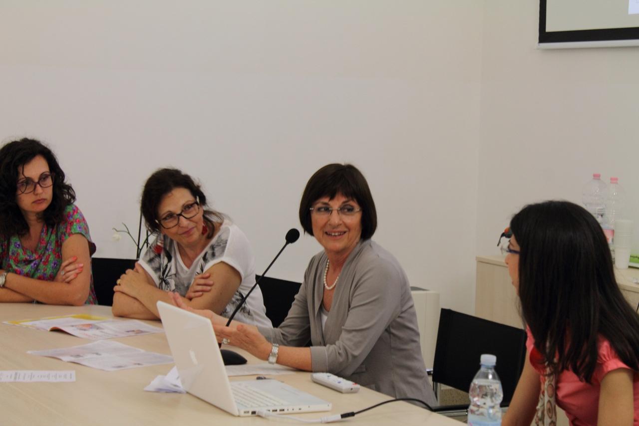 'Le insidie dei cosmetici' svelate a tutti. Successo dell'iniziativa di Zeffiri Sereni e Lilt