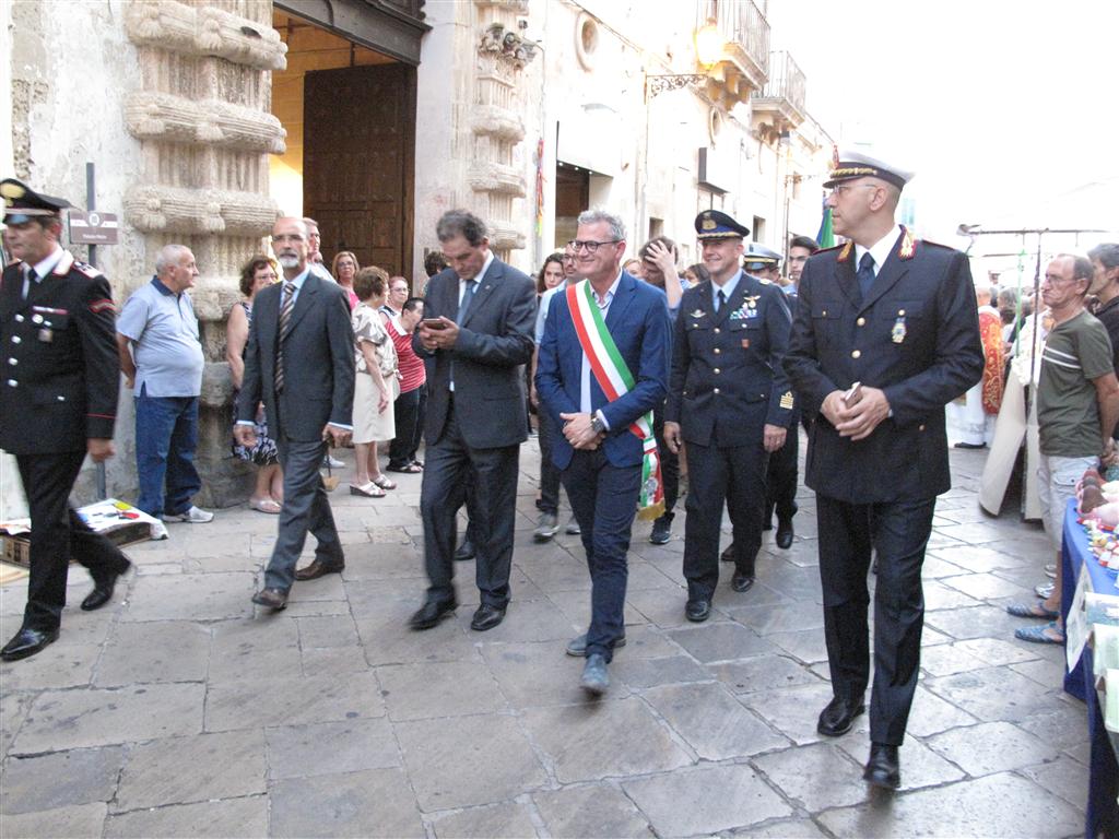 "La nostra festa con il tono sommesso di un periodo difficile" "La nostra festa con il tono sommesso di un periodo difficile"