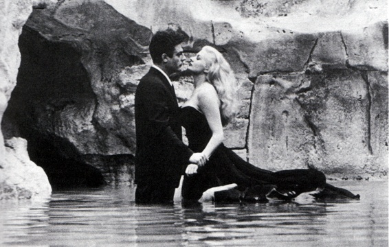 ‘La dolce vita’ e ‘Honey Boy’ fuori programma ai Teatini Cinema ‘La dolce vita’ e ‘Honey Boy’ fuori programma ai Teatini Cinema