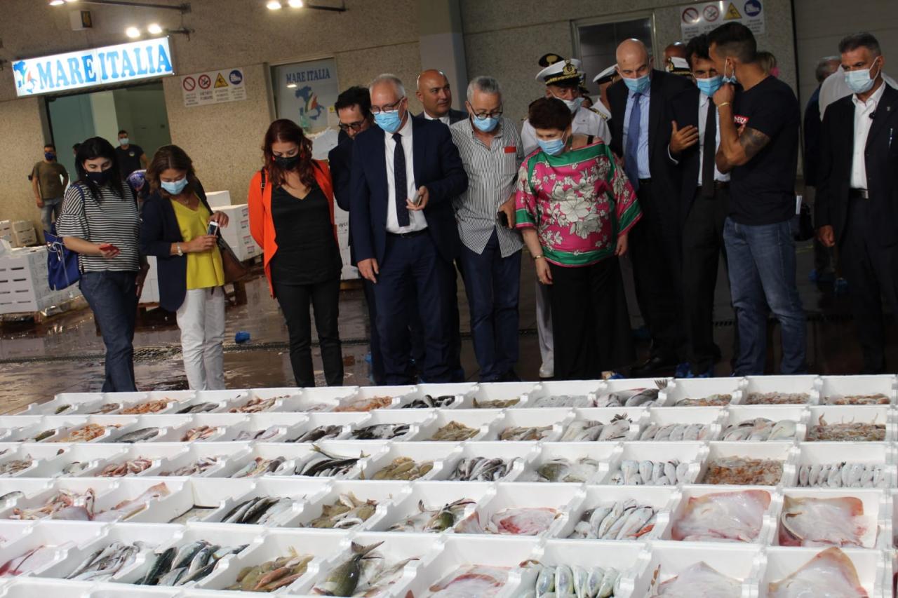 “E’ nostra priorità promuovere e sostenere sia a livello nazionale che in Unione Europea il settore ittico e l’acquacoltura&quot;