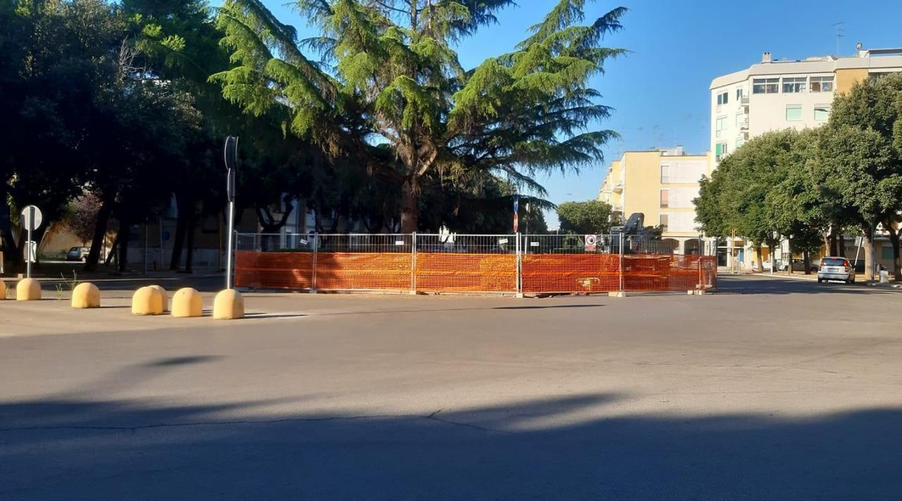 Partiti i lavori di riqualificazione della fontana di Santa Rosa a Lecce Partiti i lavori di riqualificazione della fontana di Santa Rosa a Lecce