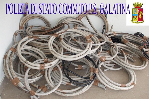 Arrestato dipendente della Colacem. E' accusato di avere rubato cavi di rame nello stabilimento di Galatina Arrestato dipendente della Colacem. E' accusato di avere rubato cavi di rame nello stabilimento di Galatina