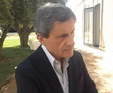 Gianni Alemanno a Lecce: "Facciamo la nuova destra" Francesco Storace: "Chiamiamola AN" Gianni Alemanno a Lecce: "Facciamo la nuova destra" Francesco Storace: "Chiamiamola AN"