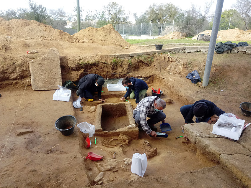 Importanti scoperte archeologiche nella necropoli messapica di Monte d’Elia ad Alezio