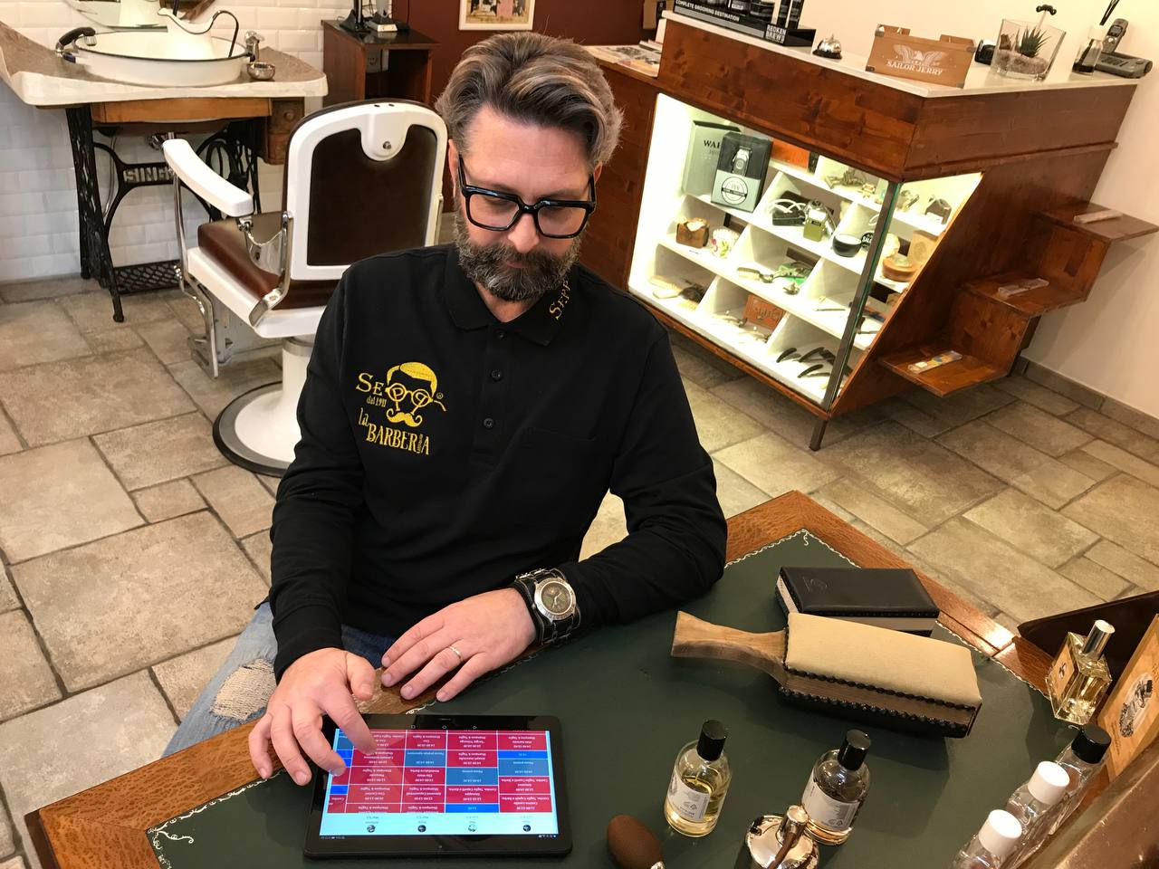 Dal &quot;Barbiere&quot; con l'app