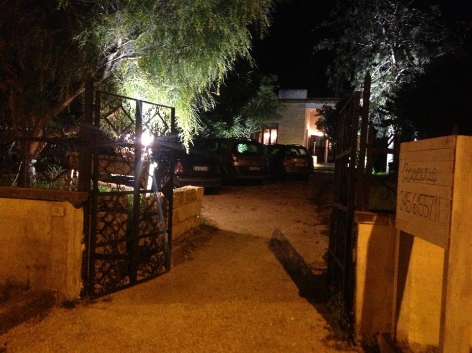 Coppia di giovani galatinesi consente l'arresto di uno dei rapinatori della braceria 'Gustavo' Coppia di giovani galatinesi consente l'arresto di uno dei rapinatori della braceria 'Gustavo'