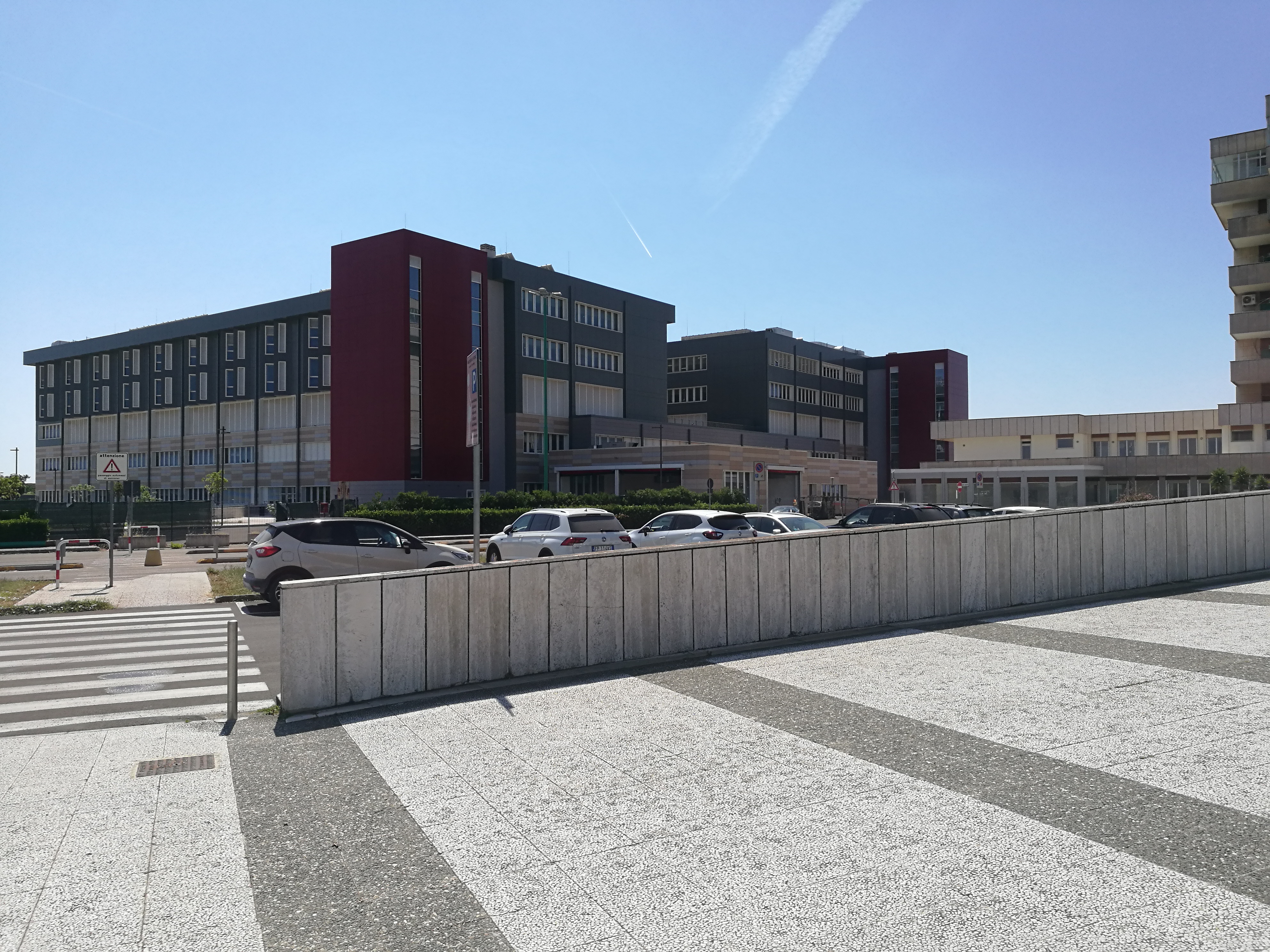 Contagi covid in Oncologia Medica del Fazzi, i provvedimenti di Asl Lecce