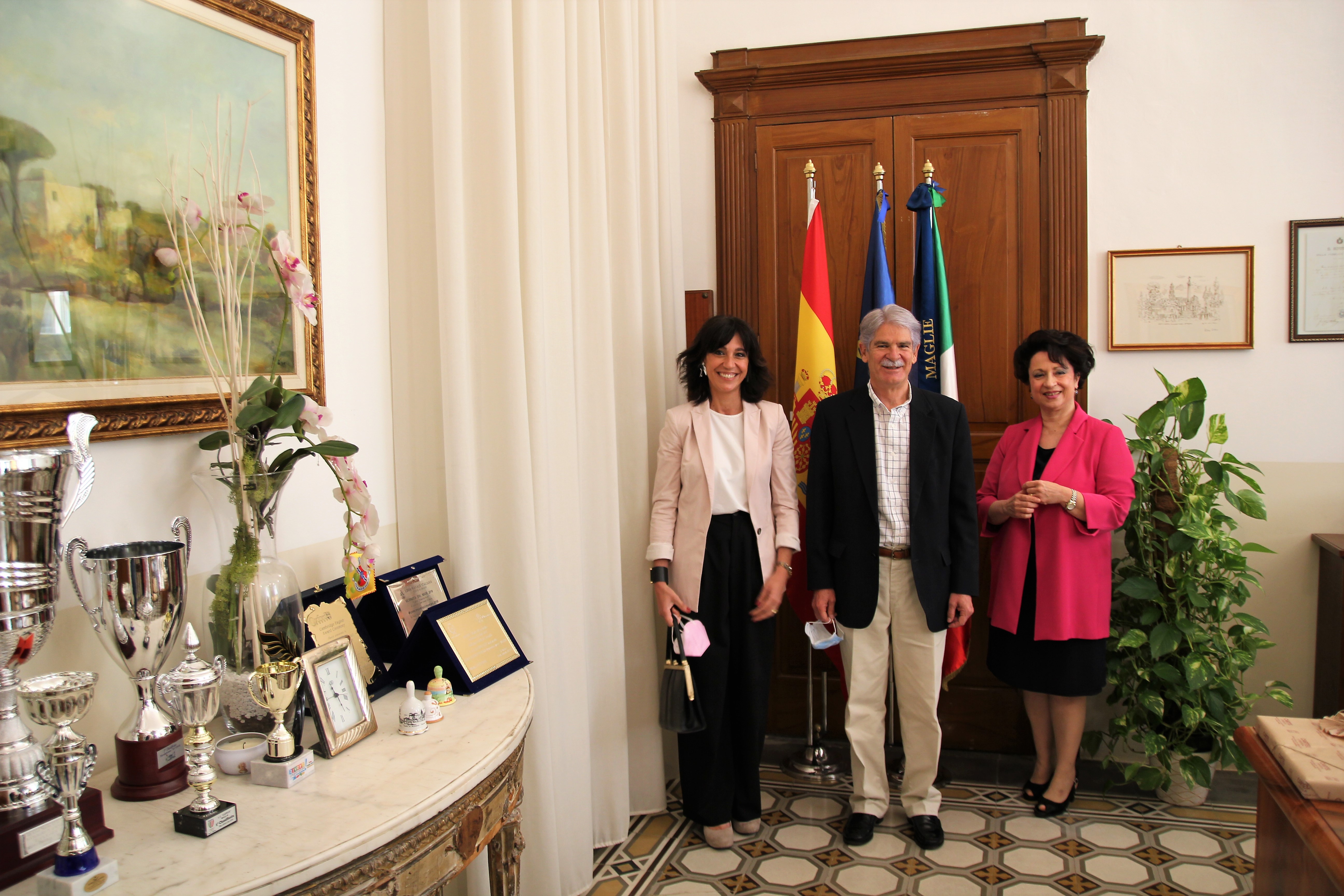 L'Ambasciatore di Spagna in visita al 'Capece'