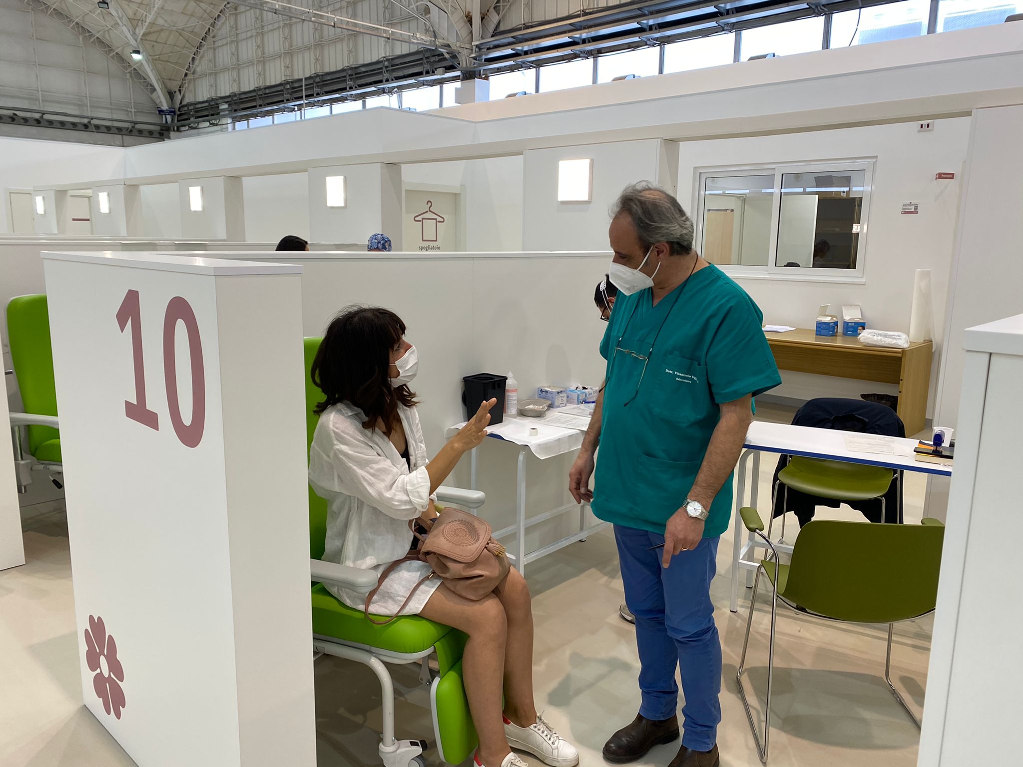 COVID-19. Superato il milione di dosi di vaccino somministrate nel Salento COVID-19. Superato il milione di dosi di vaccino somministrate nel Salento