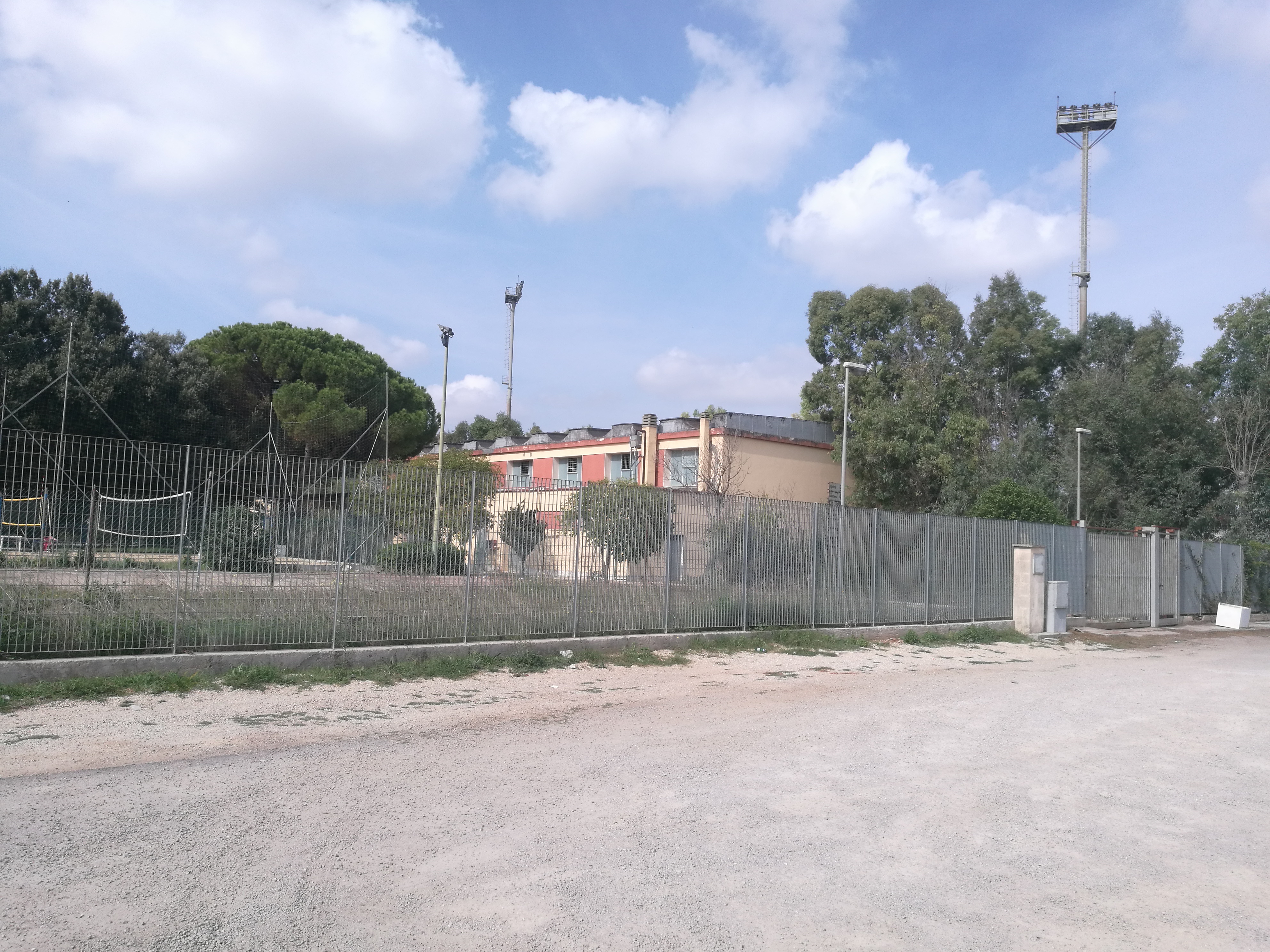 "La verità sul Palazzetto dello Sport di Galatina" "La verità sul Palazzetto dello Sport di Galatina"