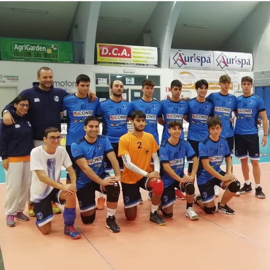 La pandemia ha messo quasi in ginocchio il volley La pandemia ha messo quasi in ginocchio il volley