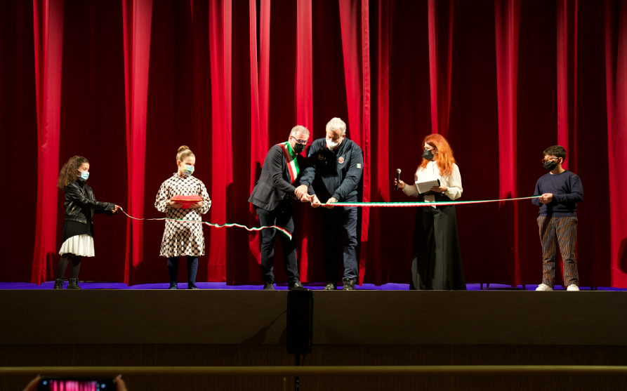 Al galoppo, Cavallino Bianco!