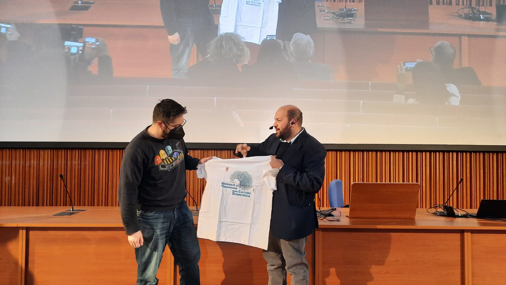 Luca Perri a Lecce dialoga con gli studenti salentini