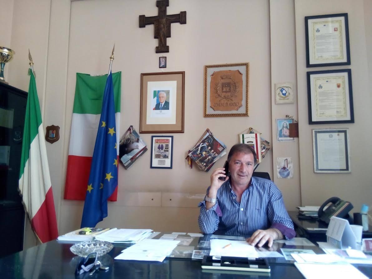 Cordoglio unanime per la scomparsa di Luigi Arcuti, Sindaco di Aradeo