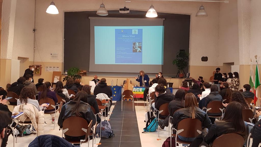 Al 'Colonna' di Galatina &quot;Moro vive&quot;, con Gero Grassi