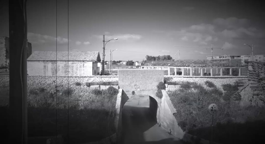 &quot;Oltre Ponte Picaleo un orizzonte senza colori&quot;