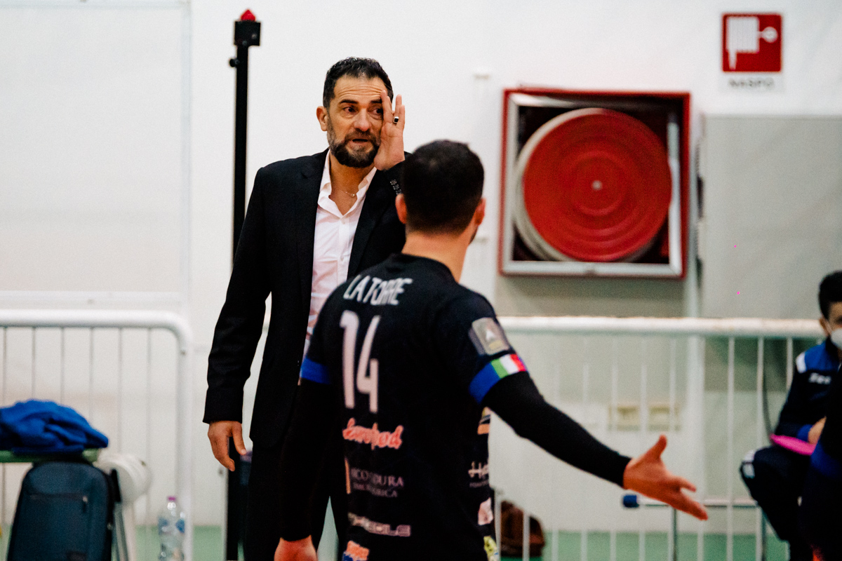 Efficienza Energia Galatina sconfitta ad Aversa fa ben sperare per il derby Efficienza Energia Galatina sconfitta ad Aversa fa ben sperare per il derby