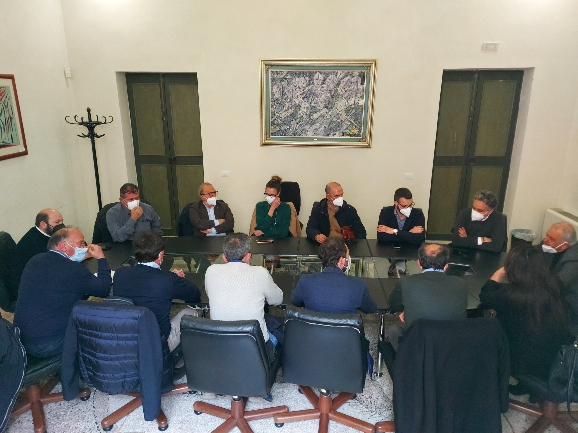 In Provincia con Minerva i sindaci della "275"