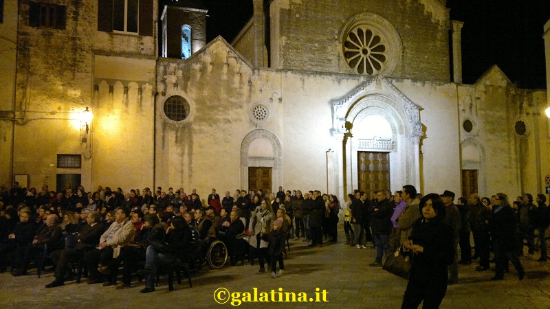 'Signora Libertà, Signorina Fantasia', letture in piazzetta Orsini dei ragazzi del Classico 'Signora Libertà, Signorina Fantasia', letture in piazzetta Orsini dei ragazzi del Classico