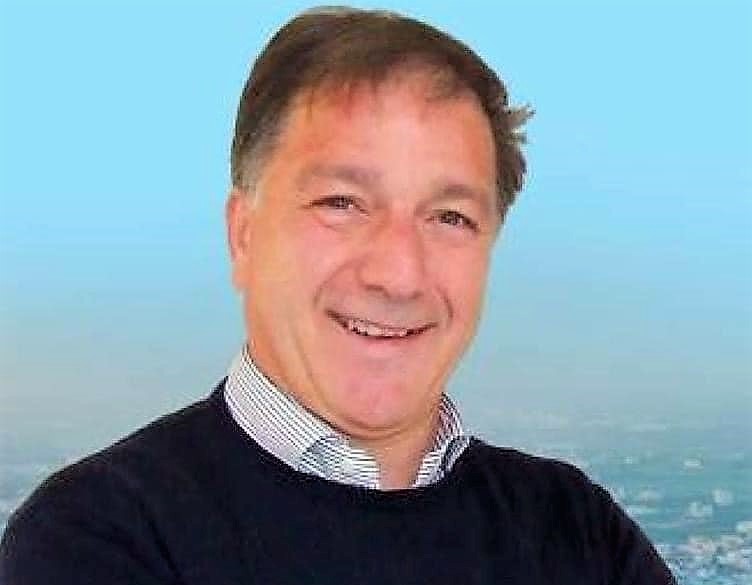 Intitolata a Luigi Arcuti la centrale operativa della Protezione Civile di Aradeo Intitolata a Luigi Arcuti la centrale operativa della Protezione Civile di Aradeo