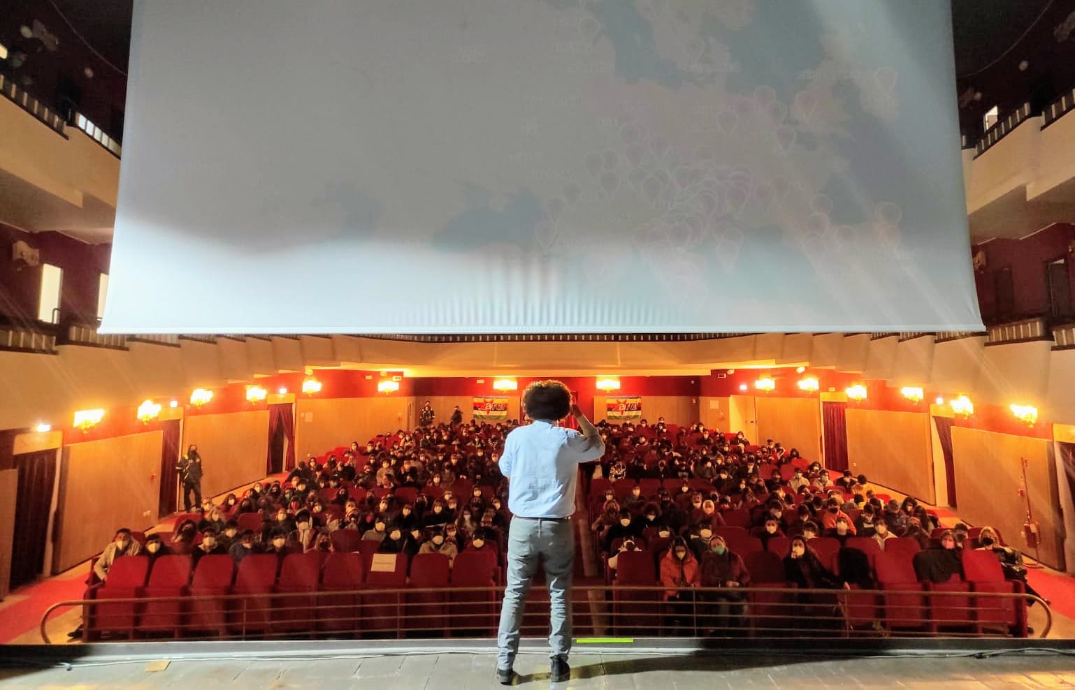 Gli studenti di Galatina &quot;Sulla stessa barca&quot; al Cavallino Bianco