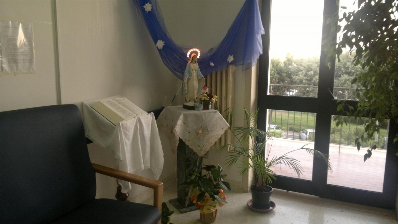 Ricoverata a Galatina l'anziana donna segregata in un bagno a Lecce