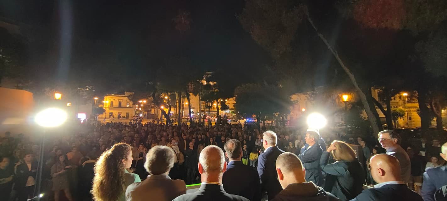 Marcello Amante sfida la superstizione e apre la serie dei comizi verso il ballottaggio