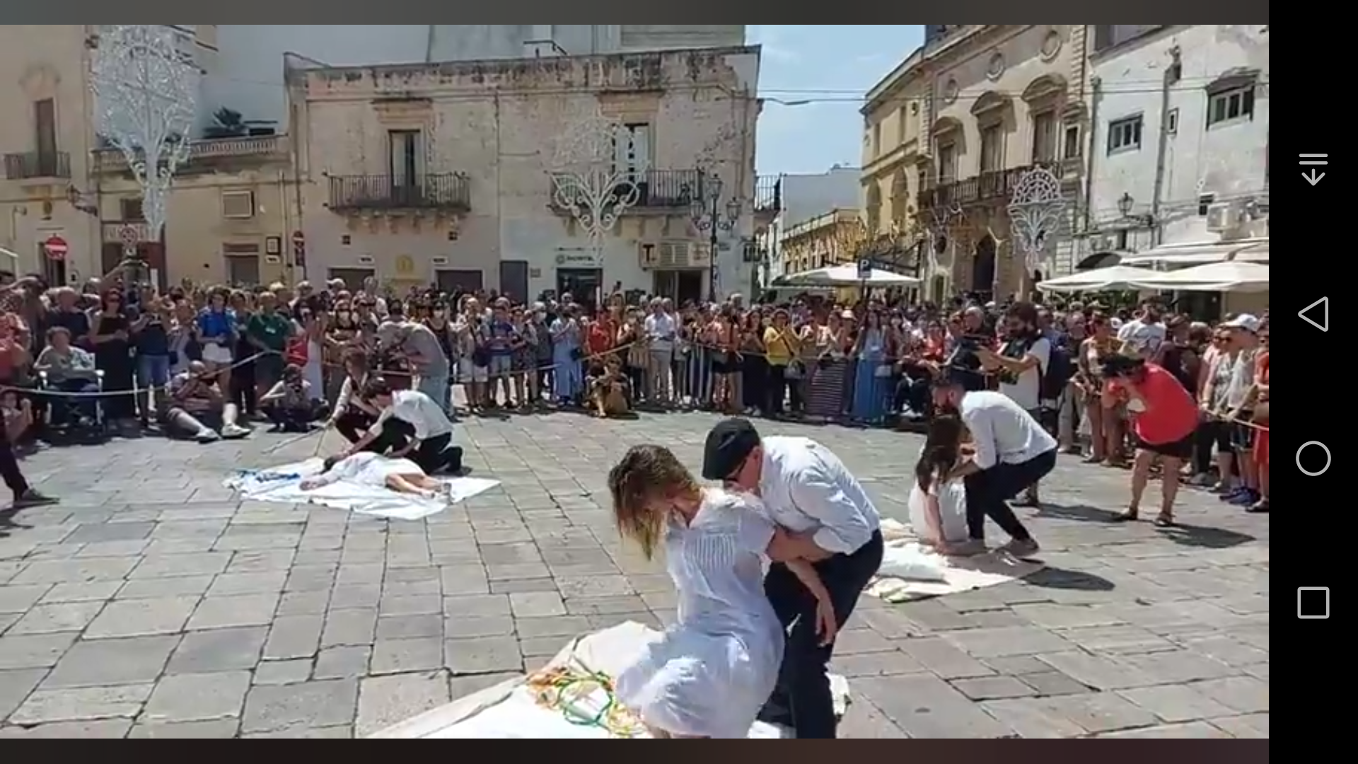 A Galatina tornano in piazza San Pietro le 'tarantate' e c'è anche il Sindaco