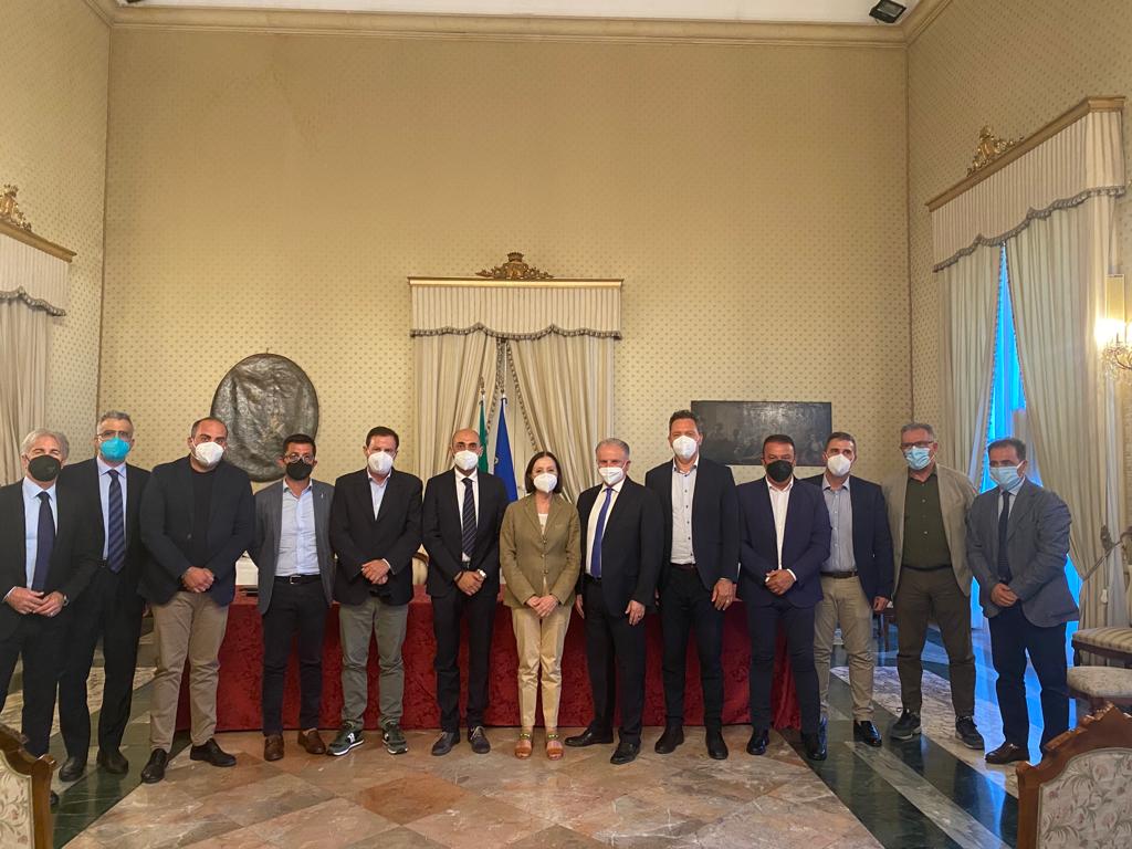 Il Prefetto di Lecce incontra i sindaci neoeletti ma Fabio Vergine è assente per indisposizione