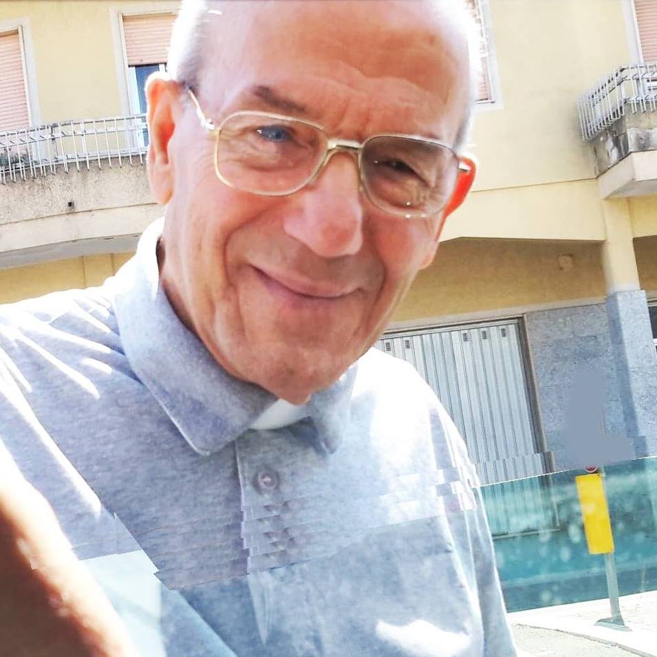 Addio a don Salvatore Bello, una vita per Dio e per la poesia