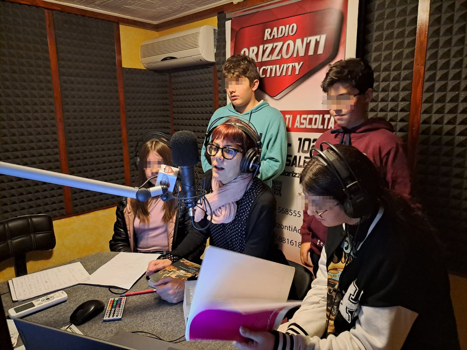 &quot;Sulle strade dei libri&quot; a Radio Orizzonti Activity con Sandra Stefanizzi