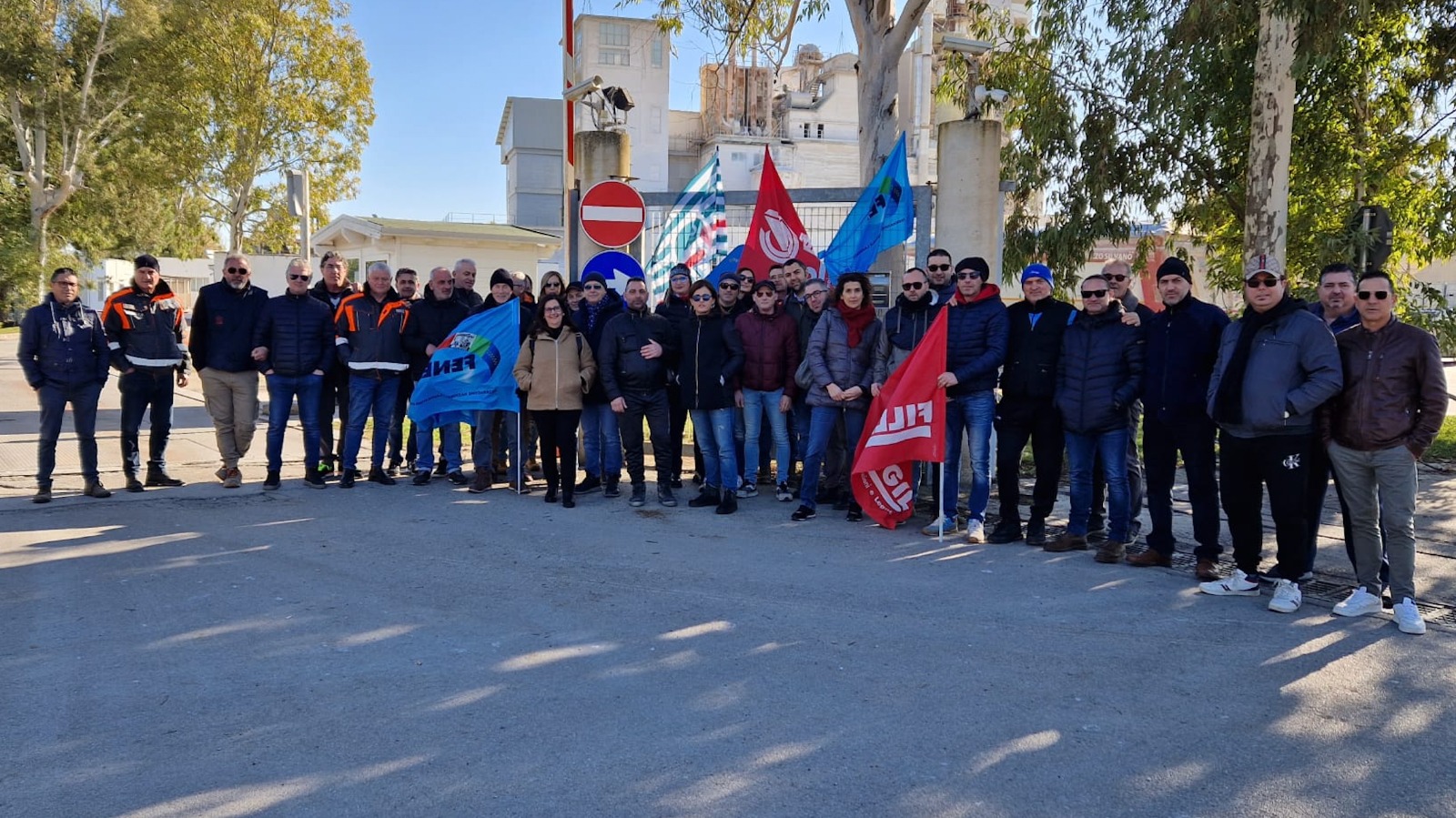 Vertenza Minermix. A Galatina sciopero e sit-in