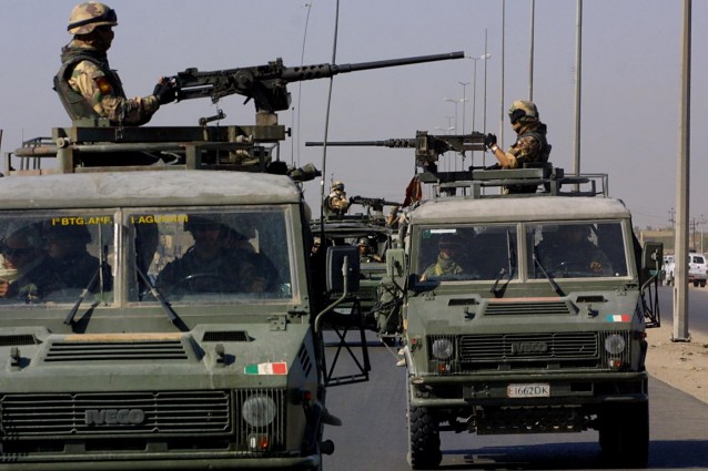 Fa più indignare un euro per una bara o 226 milioni per le missioni militari all'estero?