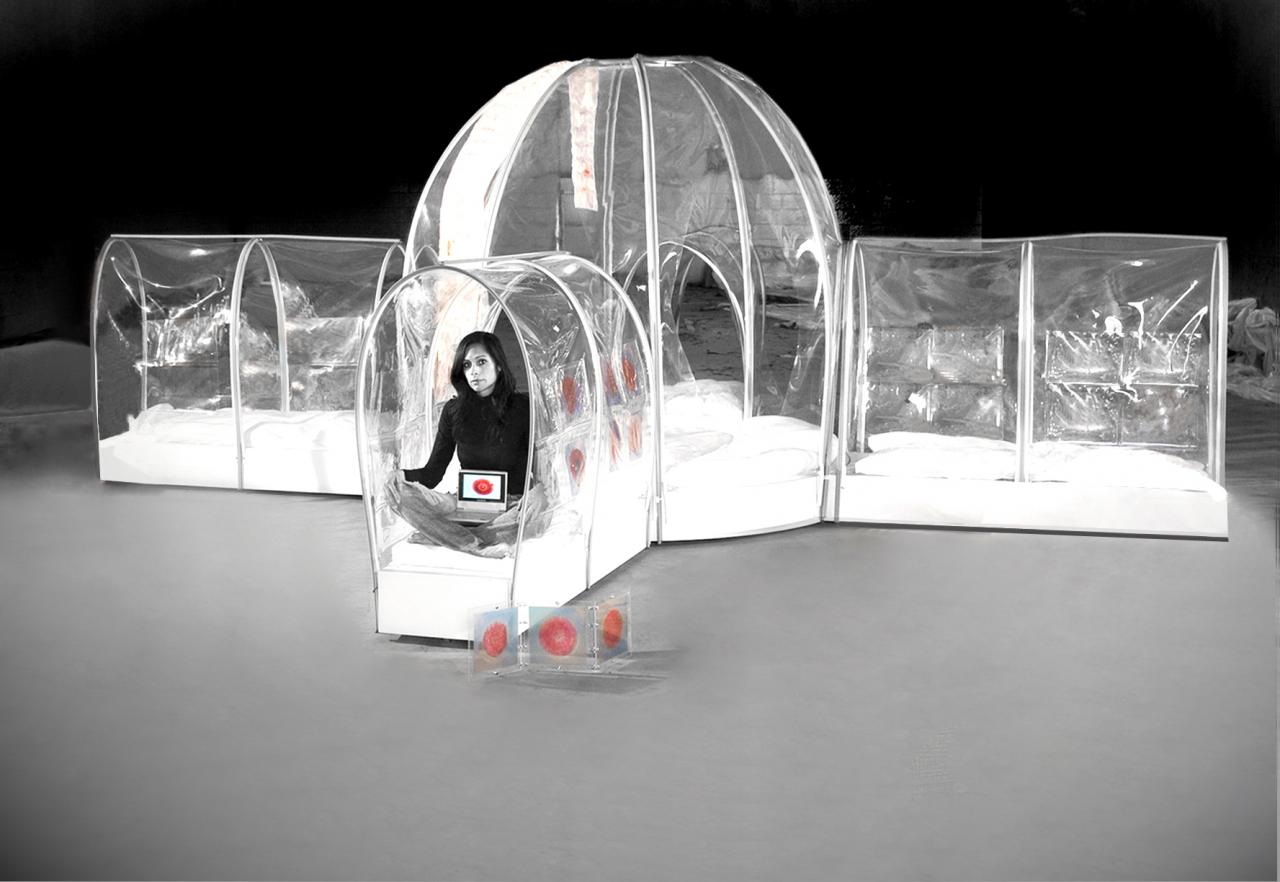 Adalgisa Romano dona la sua Lifebox alla scuola primaria di Noha